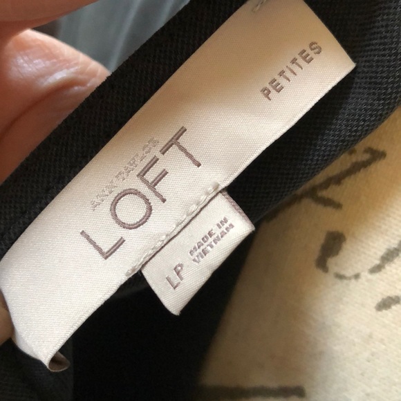 LOFT Brand Sleeveless Dress - Picture 4 of 12